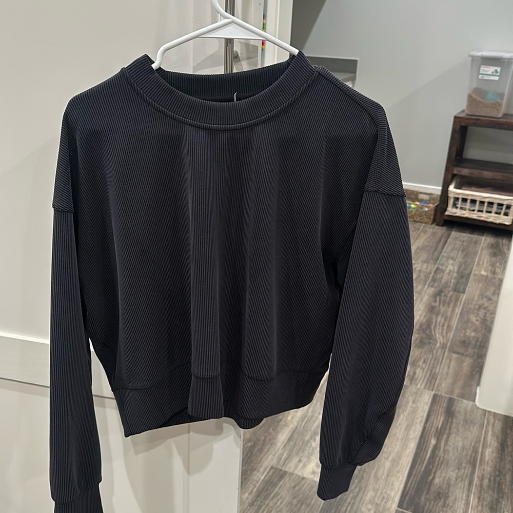 Lululemon top